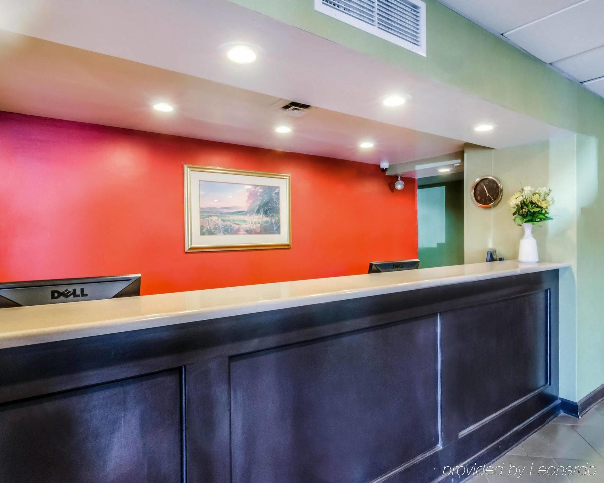 Econo Lodge - South Bend Bagian luar foto