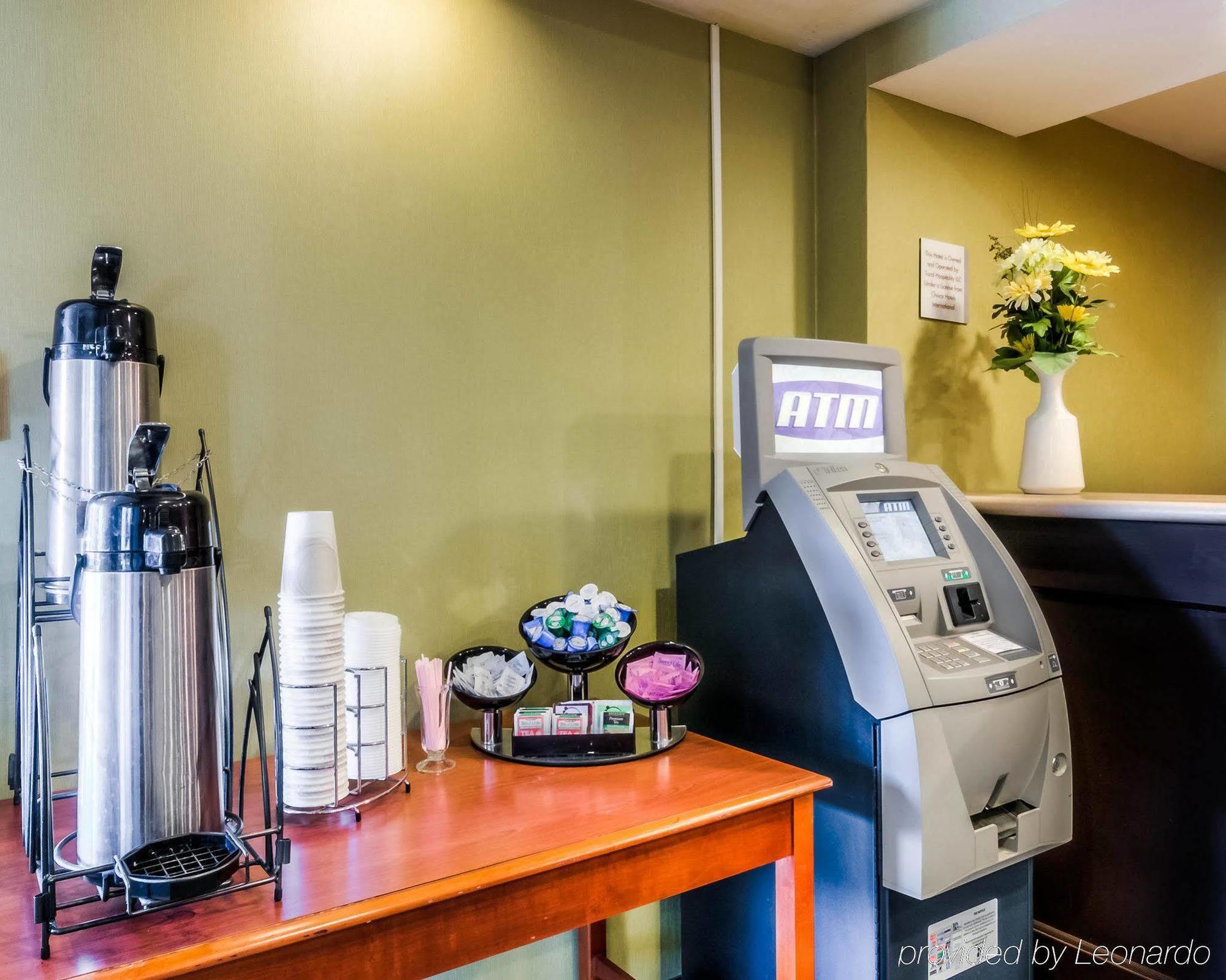 Econo Lodge - South Bend Bagian luar foto